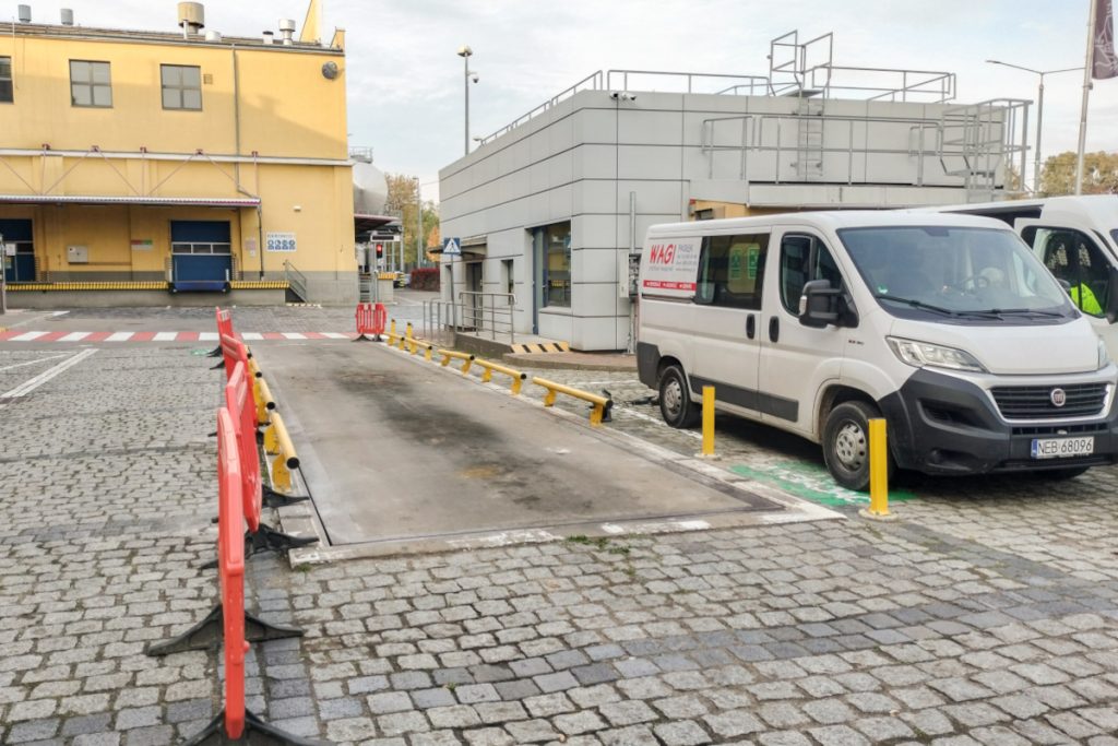 Waga samochodowa w Browarze Elbląg po modernizacji.